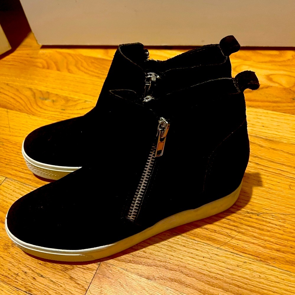 Steve Madden Suede Wedge Sneaker
